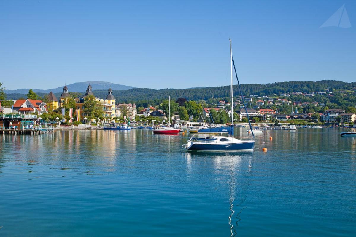 Hotel-Restaurant "Veldener Traumschiff" Direkt Am See In 2Min Im Zentrum فيلدين ام ورثرسي المظهر الخارجي الصورة