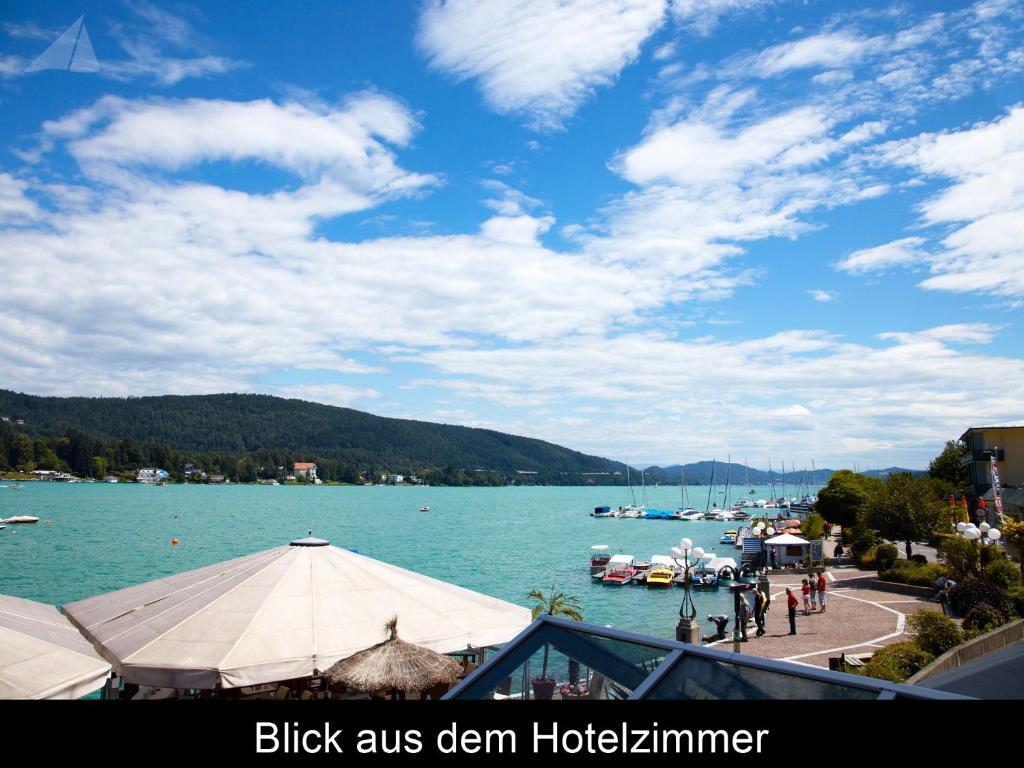 Hotel-Restaurant "Veldener Traumschiff" Direkt Am See In 2Min Im Zentrum فيلدين ام ورثرسي المظهر الخارجي الصورة